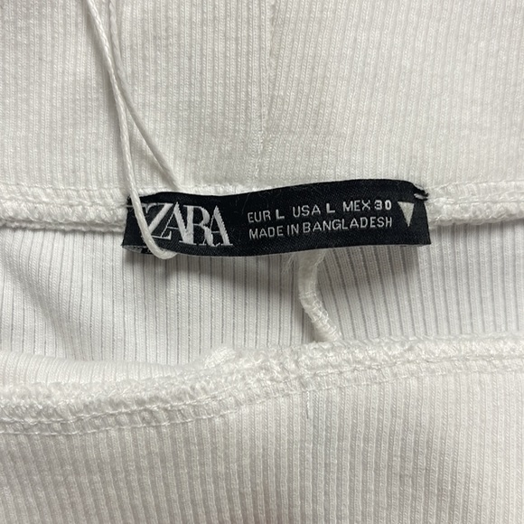 NWT Zara Basic Ribbed High Waist Shorts L - Picture 3 of 3